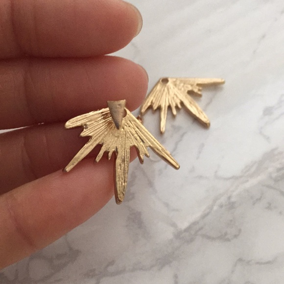 Gold Starburst Ear Jacket earrings - Picture 2 of 8